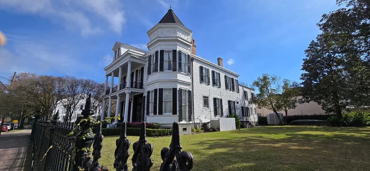 Garden District